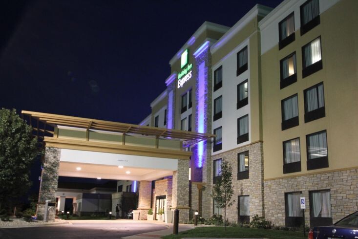 Holiday Inn Express, Janesville WI - 2027 State Rally host hotel
